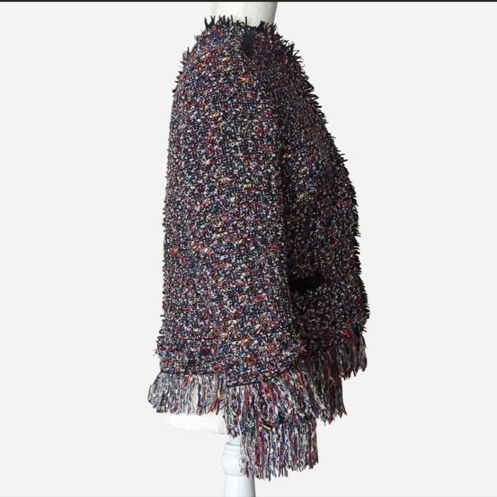 ✨ STUNNING Ann Taylor "Fiesta" Tweed Fringe Jacket Size Small✨ - Picture 6 of 10